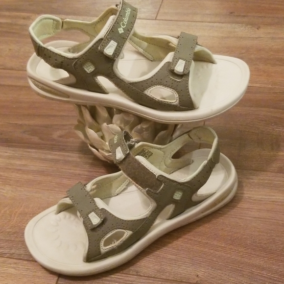 Columbia Shoes - Columbia Techlite Women's Velcro Sandals